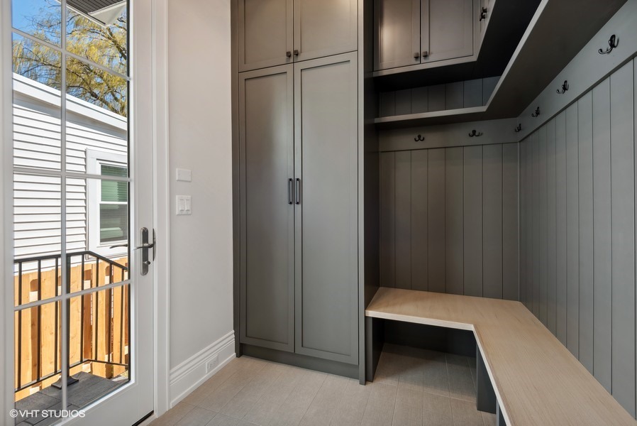 1936 Birchwood Ave Wilmette, IL 60091