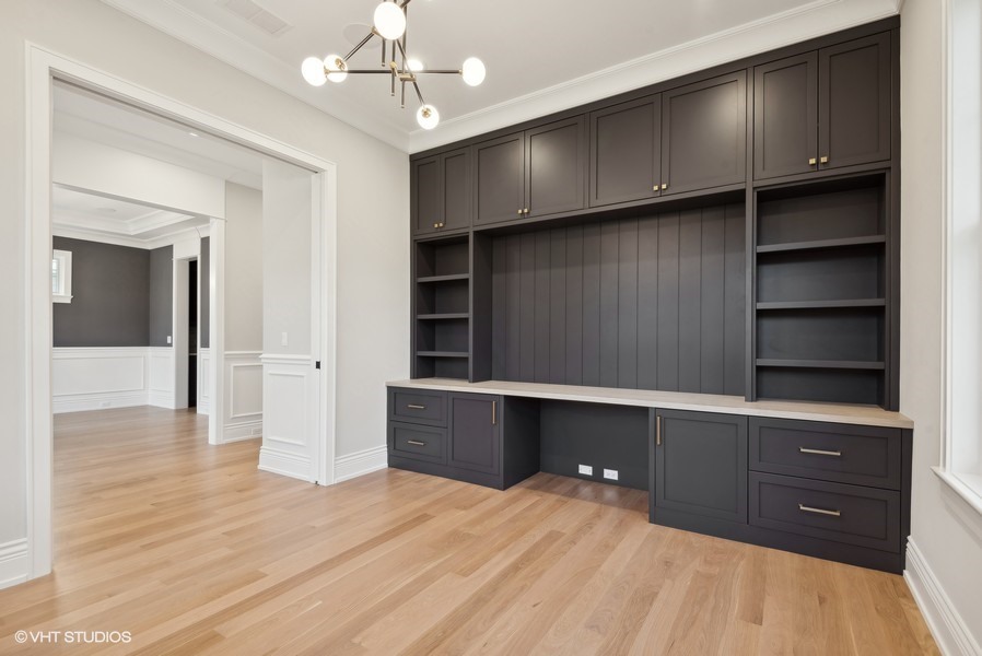 1936 Birchwood Ave Wilmette, IL 60091