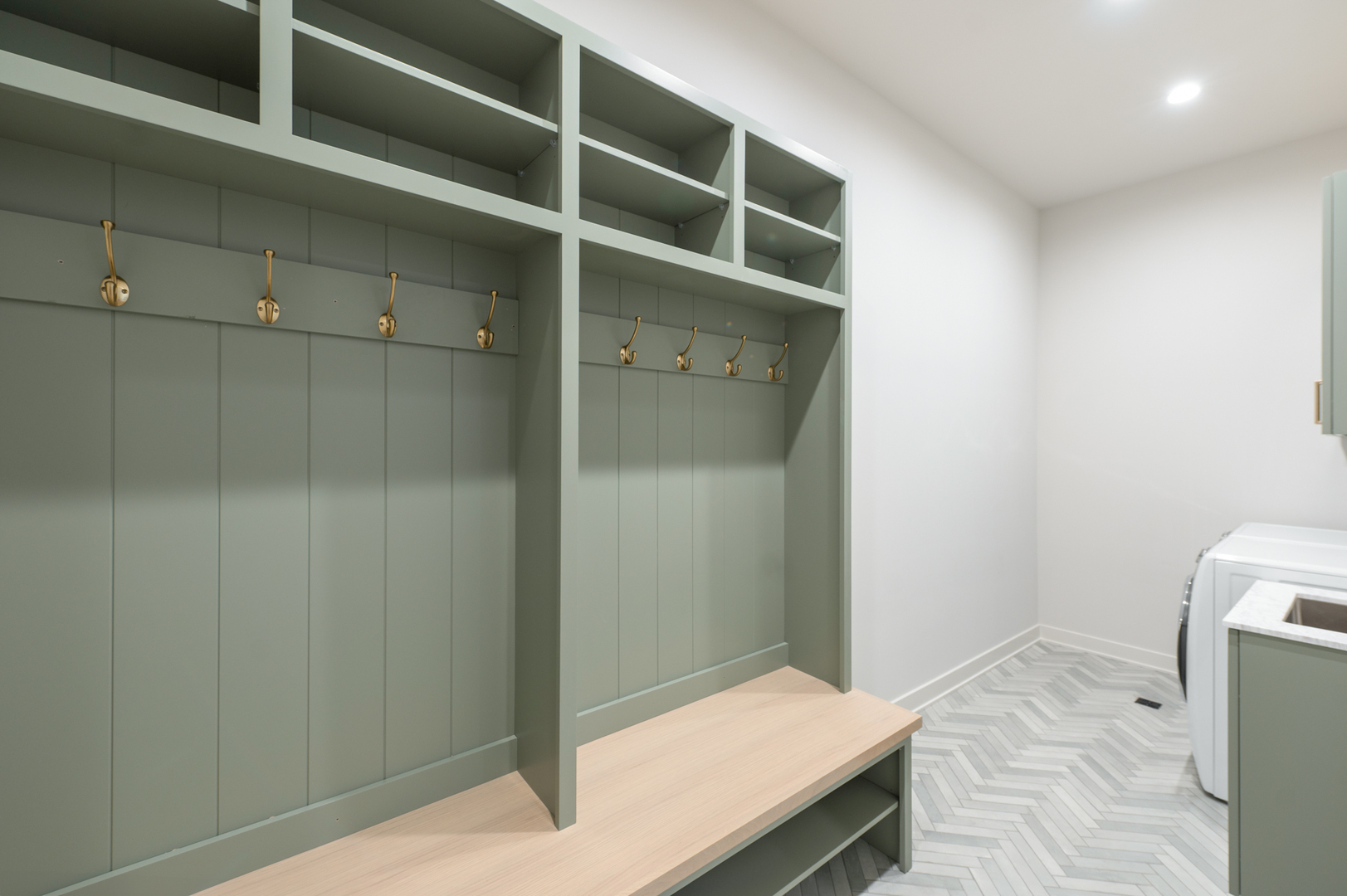 8 Heritage Dr Highland Park, IL 60035