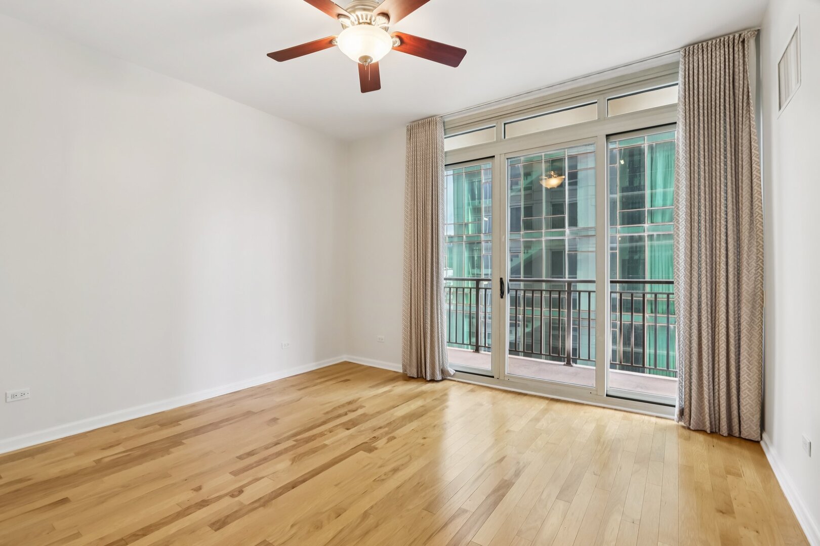 1111 S Wabash Ave #2601 Chicago, IL 60605