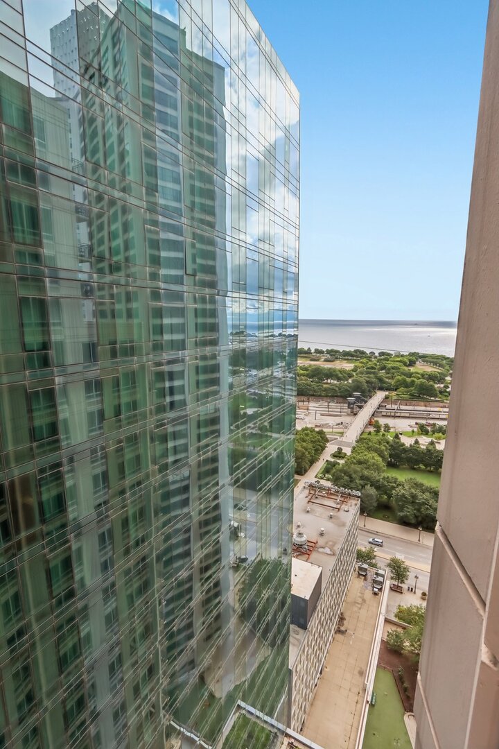 1111 S Wabash Ave #2601 Chicago, IL 60605
