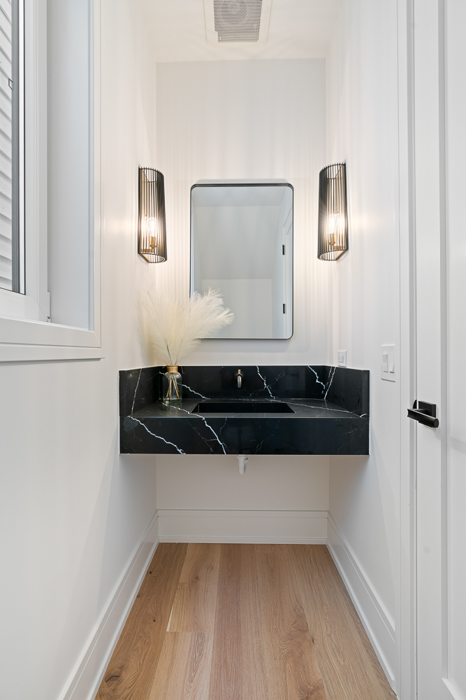 1916 N Hermitage Ave Chicago, IL 60622