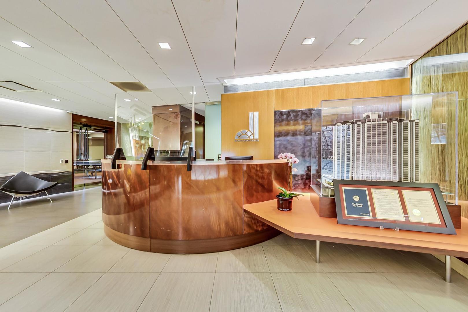 400 E Randolph St #3719-20 Chicago, IL 60601