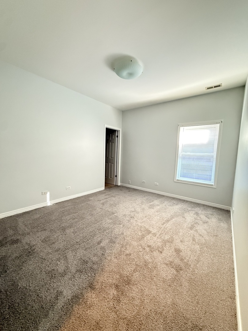 6823 S DORCHESTER Ave #3 Chicago, IL 60637