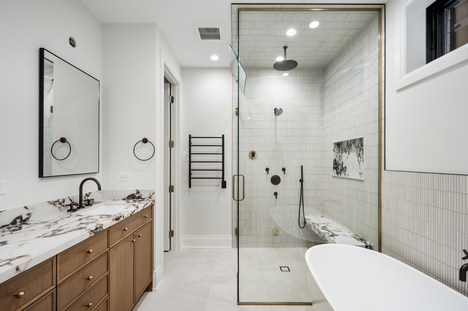 3617 N Magnolia Ave #2 Chicago, IL 60657