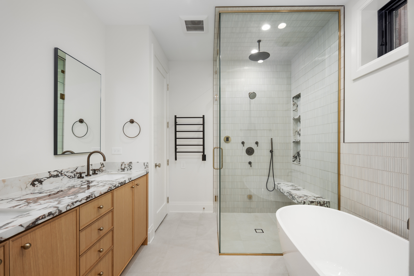 3617 N Magnolia Ave #2 Chicago, IL 60657