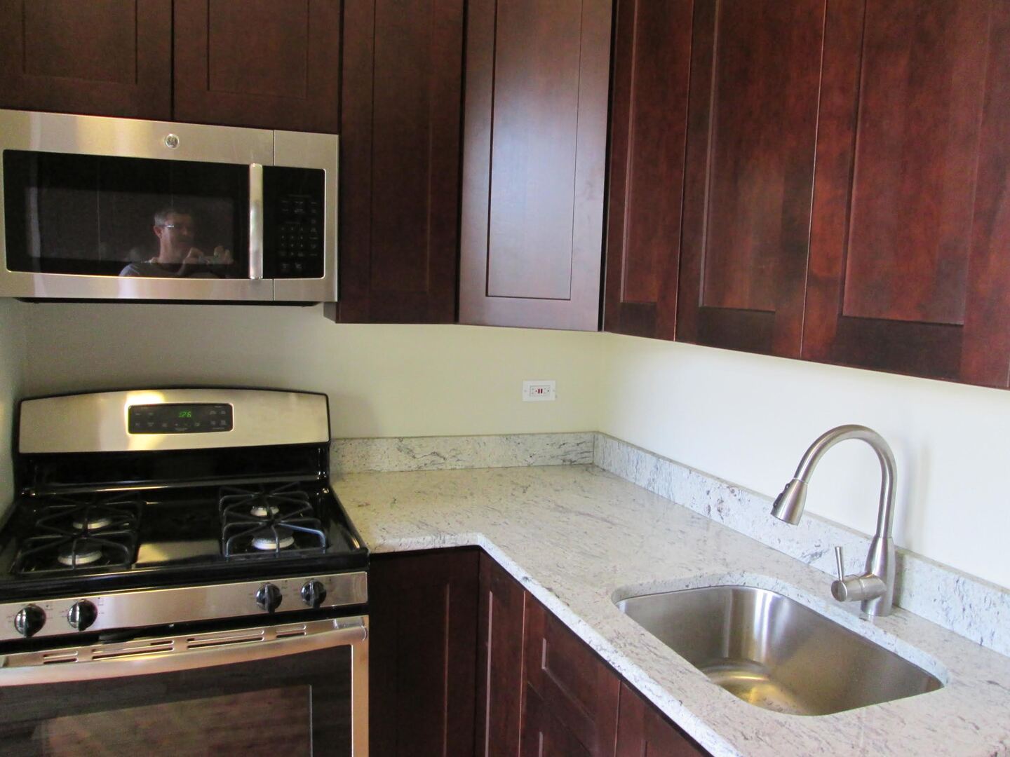 1536 W Monroe St #1 Chicago, IL 60607