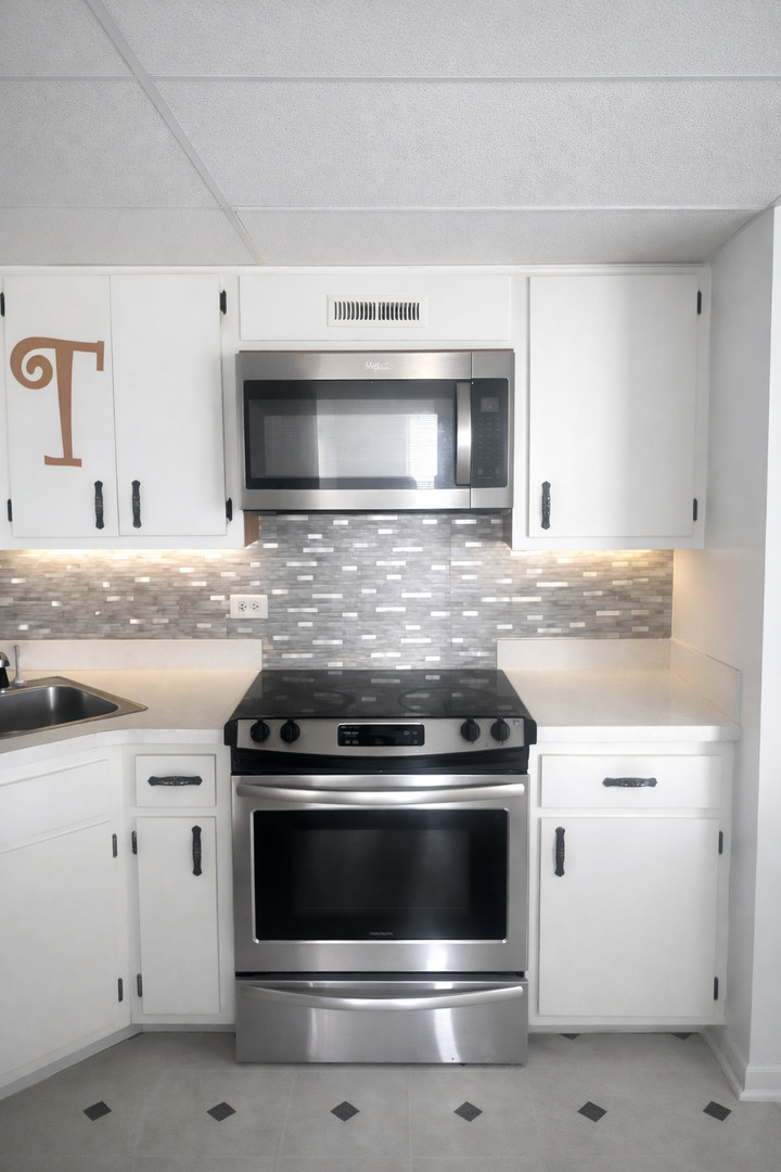 1050 Holbrook Rd #I Homewood, IL 60430