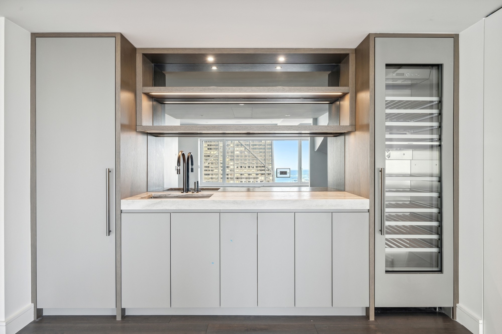 161 E Chicago Ave #60M1-N2 Chicago, IL 60611