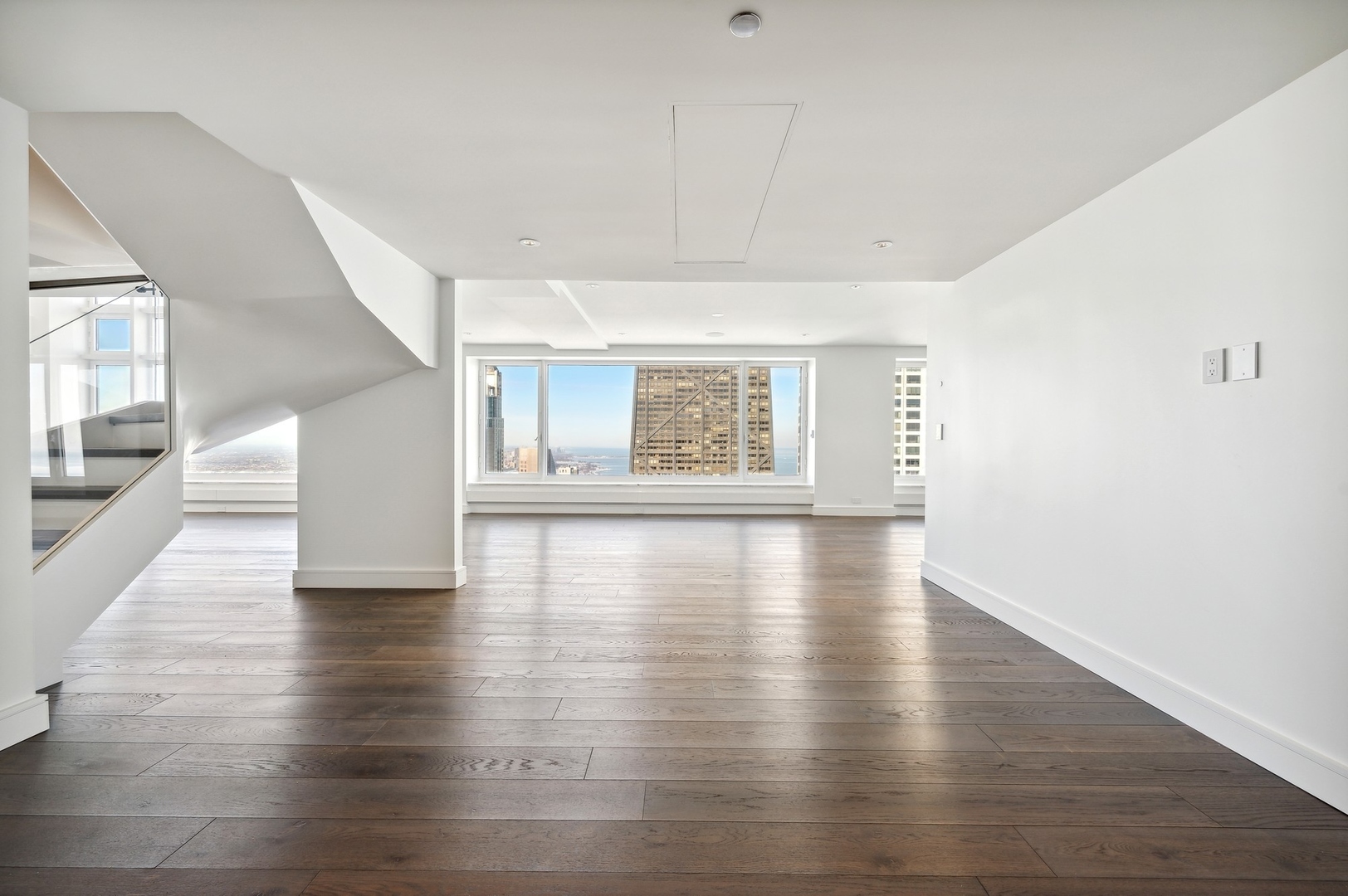 161 E Chicago Ave #60M1-N2 Chicago, IL 60611