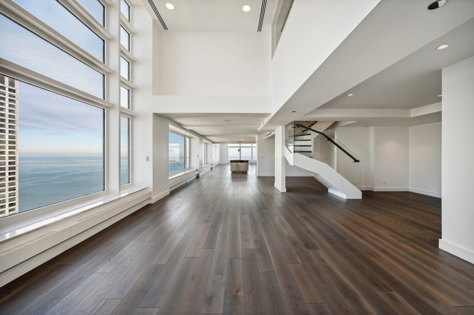 161 E Chicago Ave #60M1-N2 Chicago, IL 60611