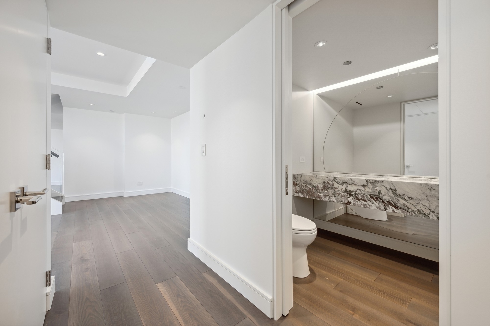 161 E Chicago Ave #60M1-N2 Chicago, IL 60611