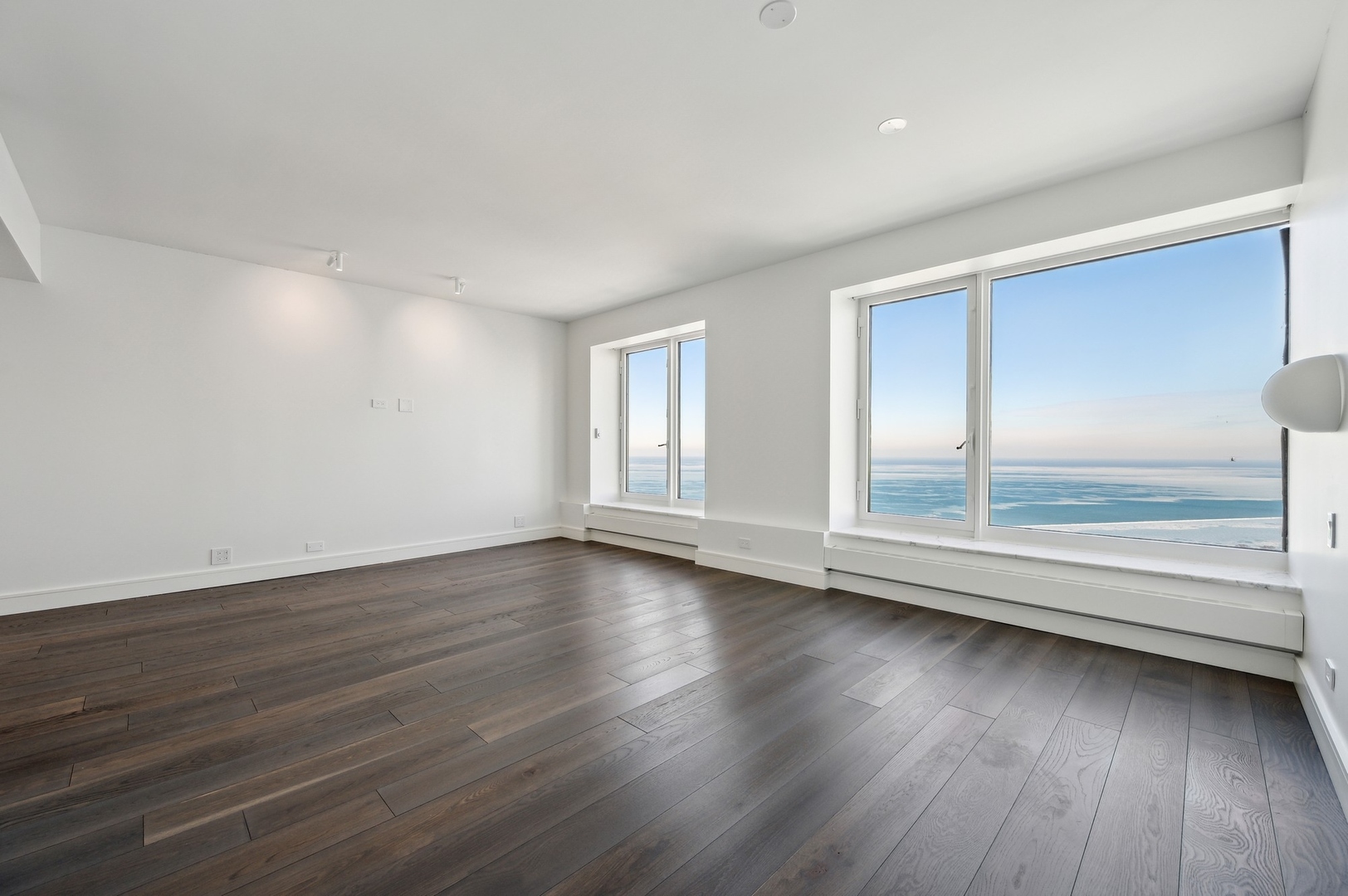 161 E Chicago Ave #60M1-N2 Chicago, IL 60611