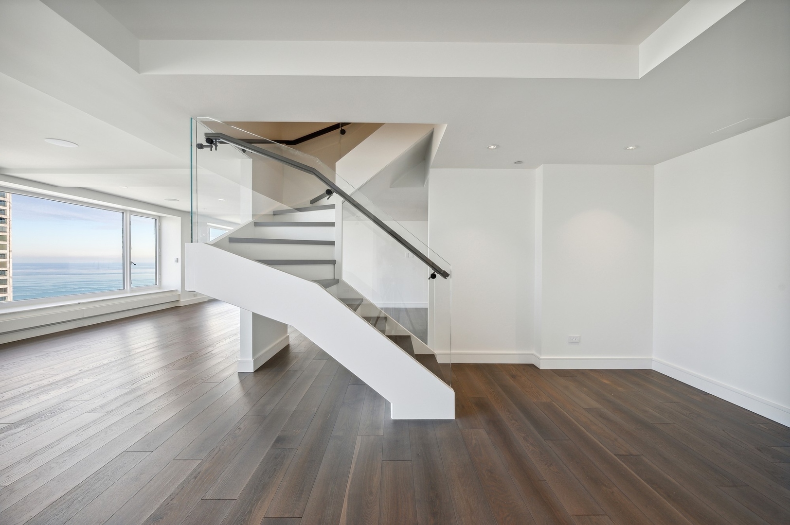 161 E Chicago Ave #60M1-N2 Chicago, IL 60611