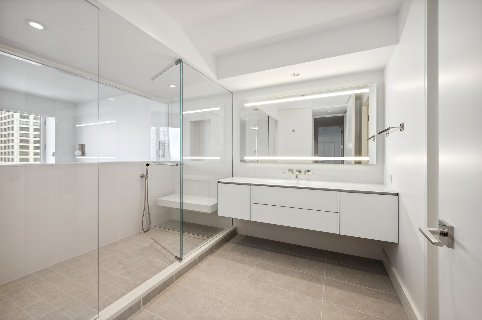 161 E Chicago Ave #60M1-N2 Chicago, IL 60611