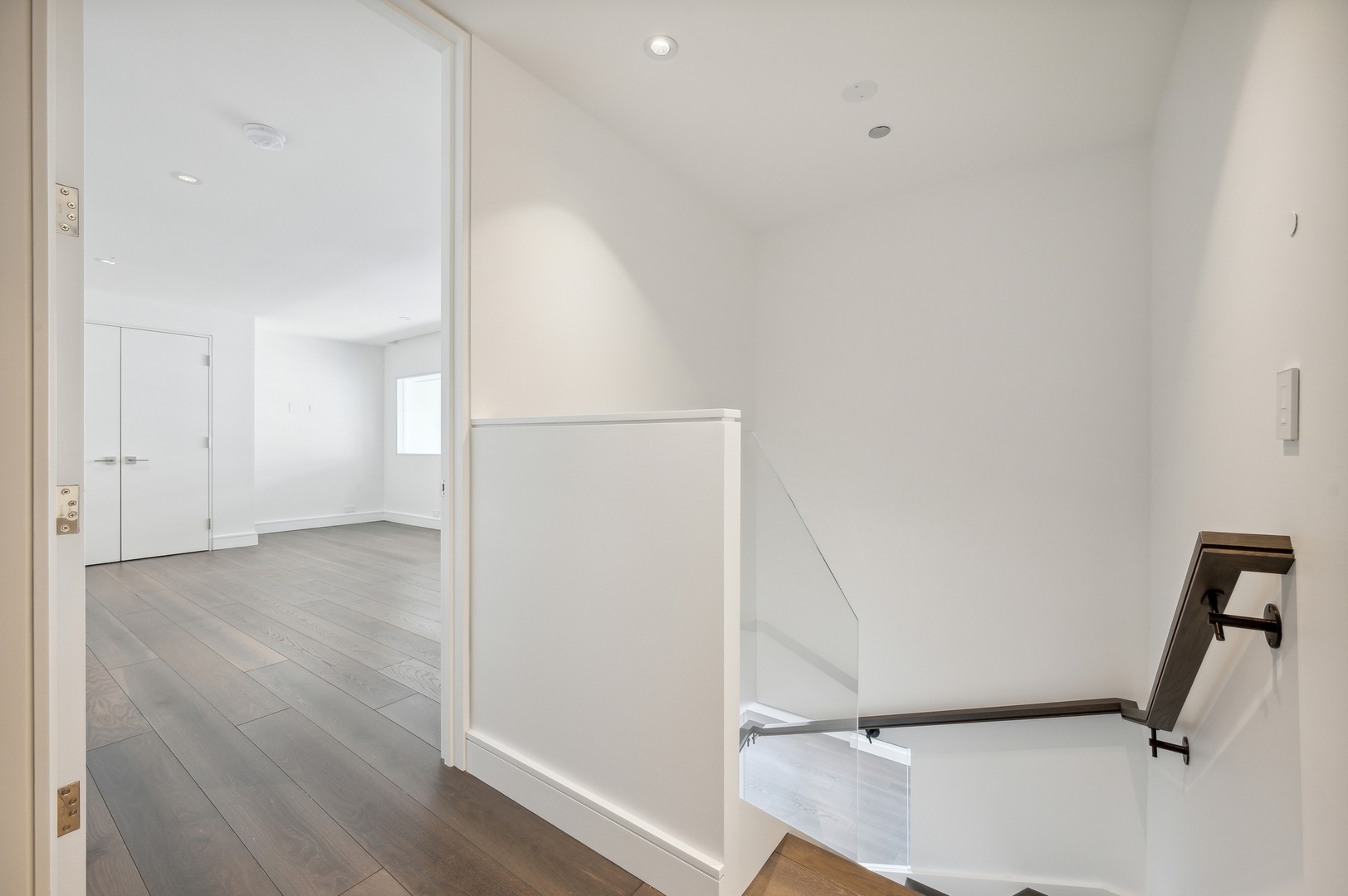 161 E Chicago Ave #60M1-N2 Chicago, IL 60611