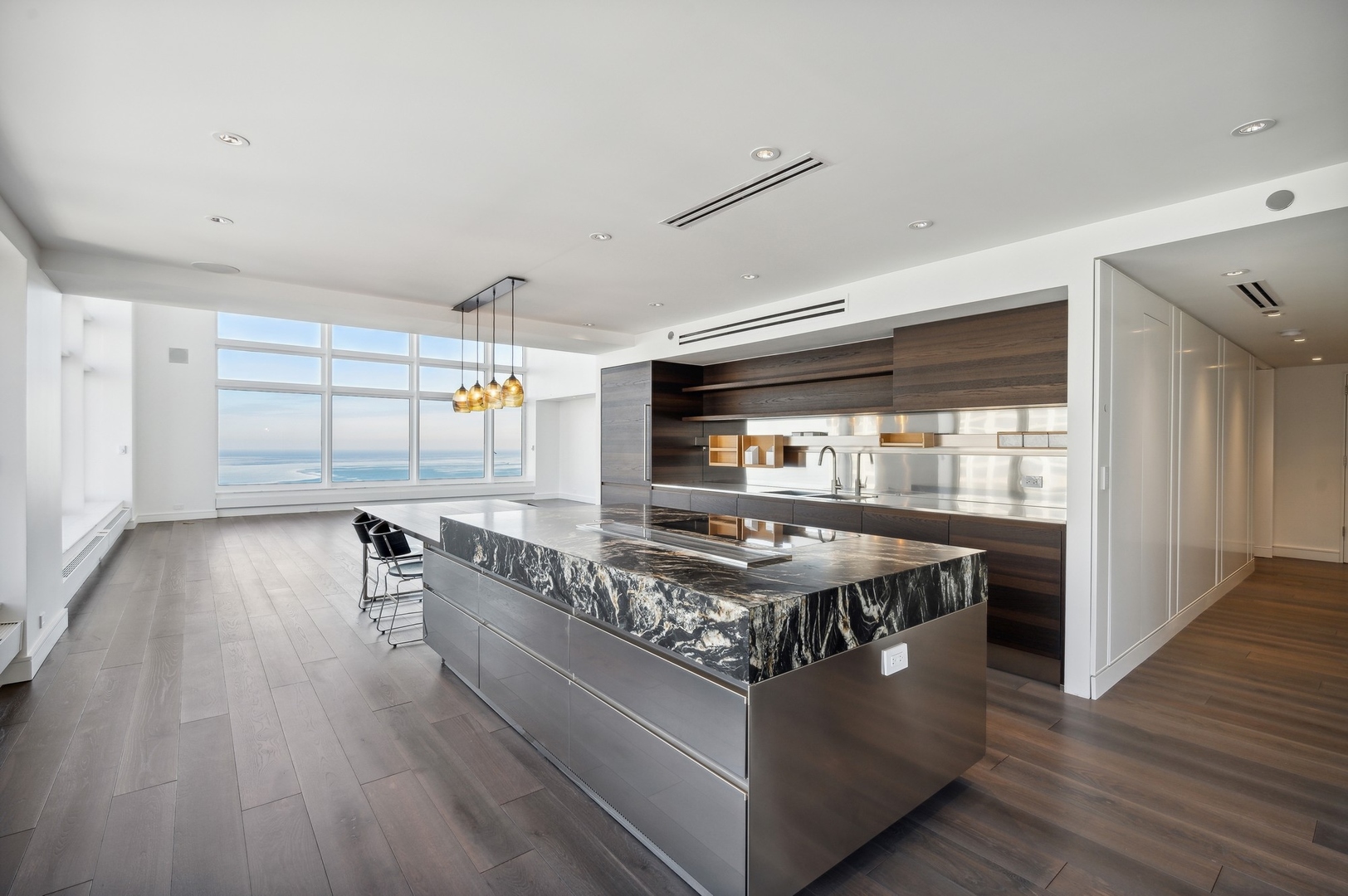 161 E Chicago Ave #60M1-N2 Chicago, IL 60611