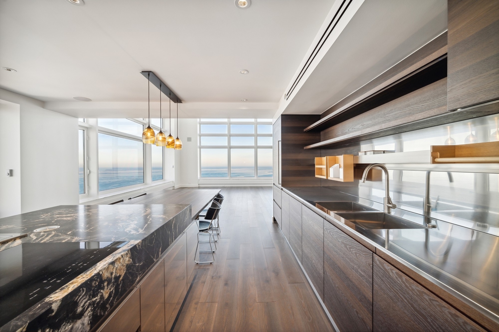 161 E Chicago Ave #60M1-N2 Chicago, IL 60611