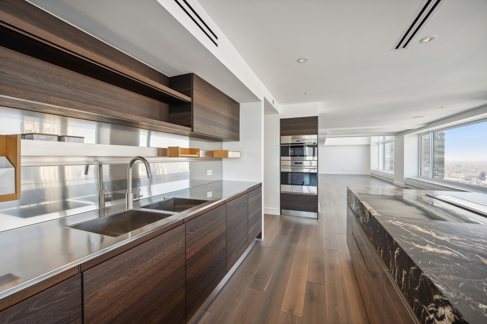 161 E Chicago Ave #60M1-N2 Chicago, IL 60611