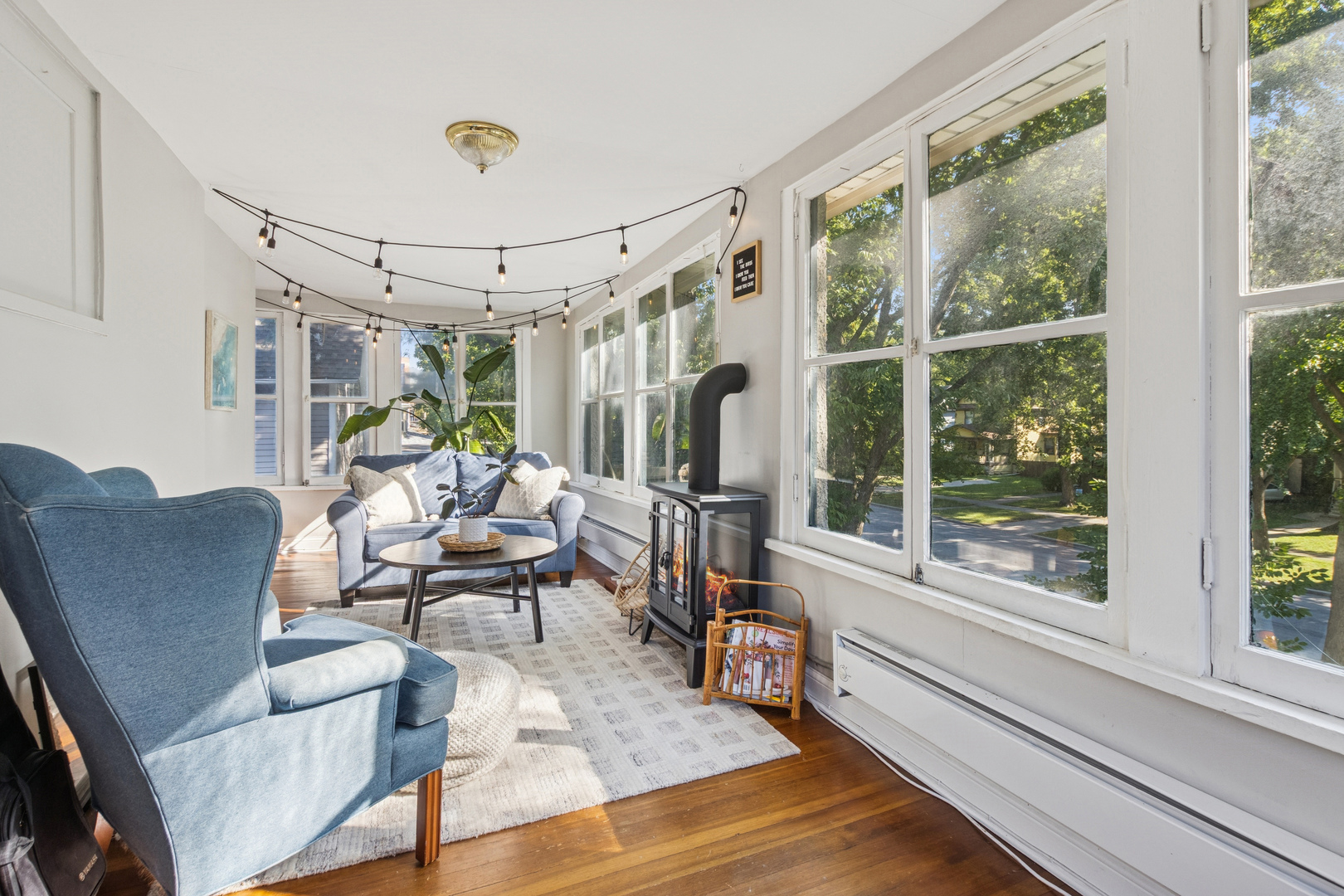 143 N Taylor Ave Oak Park, IL 60302