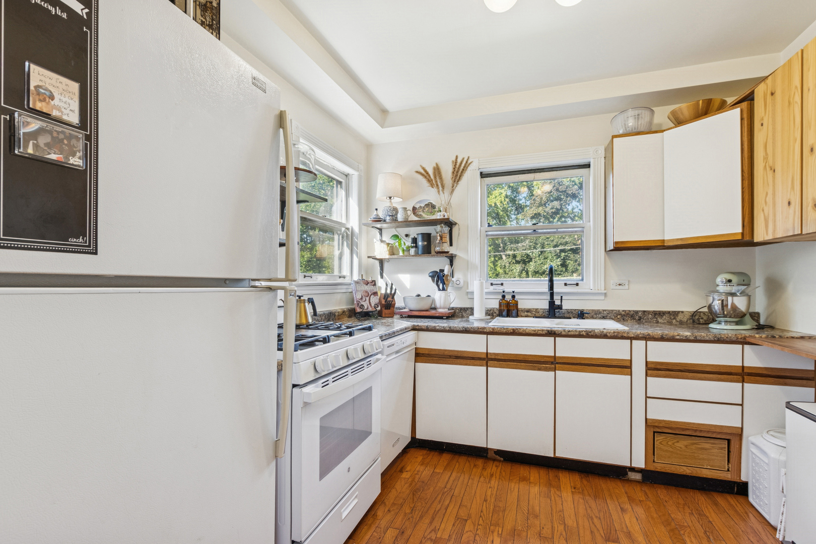 143 N Taylor Ave Oak Park, IL 60302