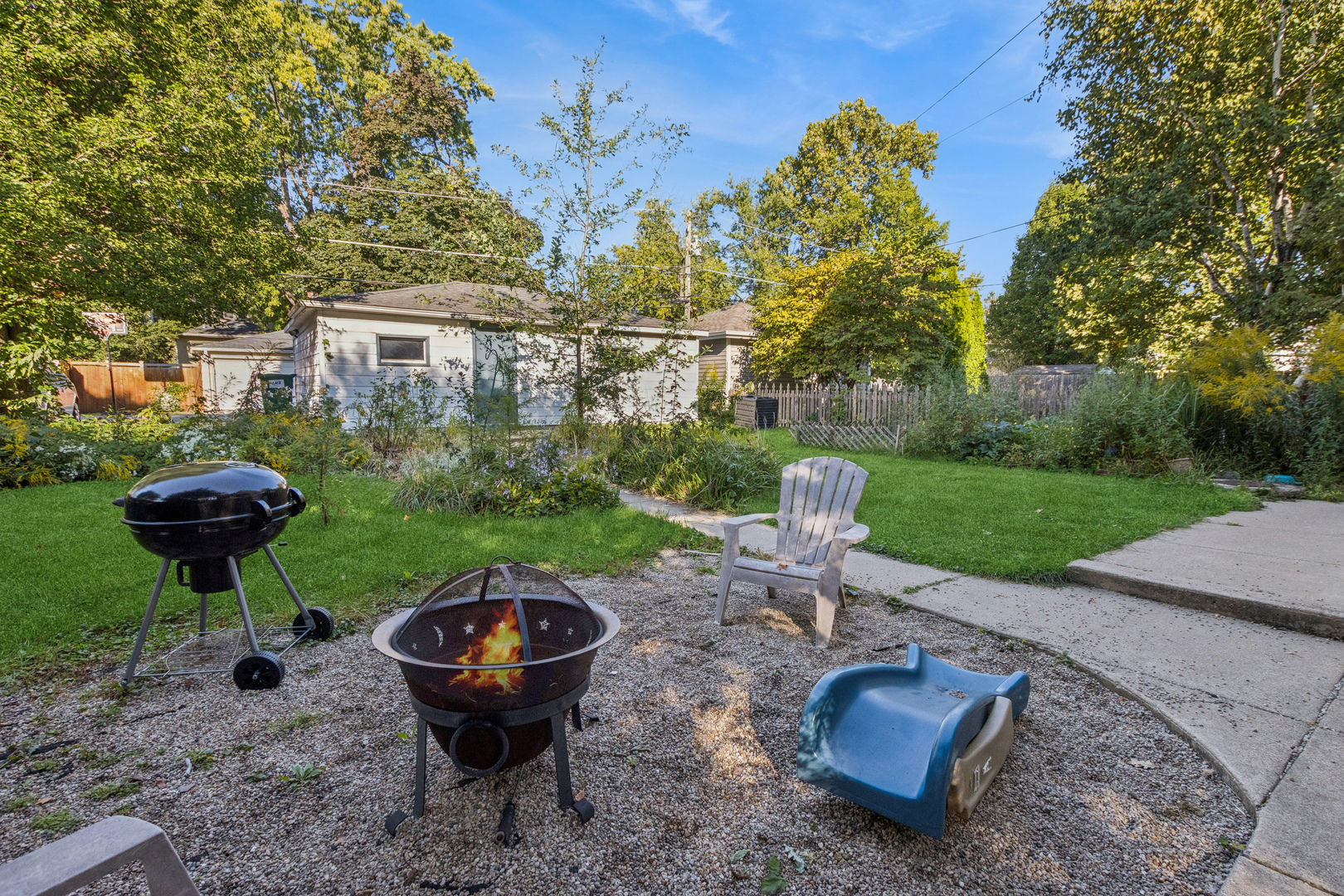 143 N Taylor Ave Oak Park, IL 60302