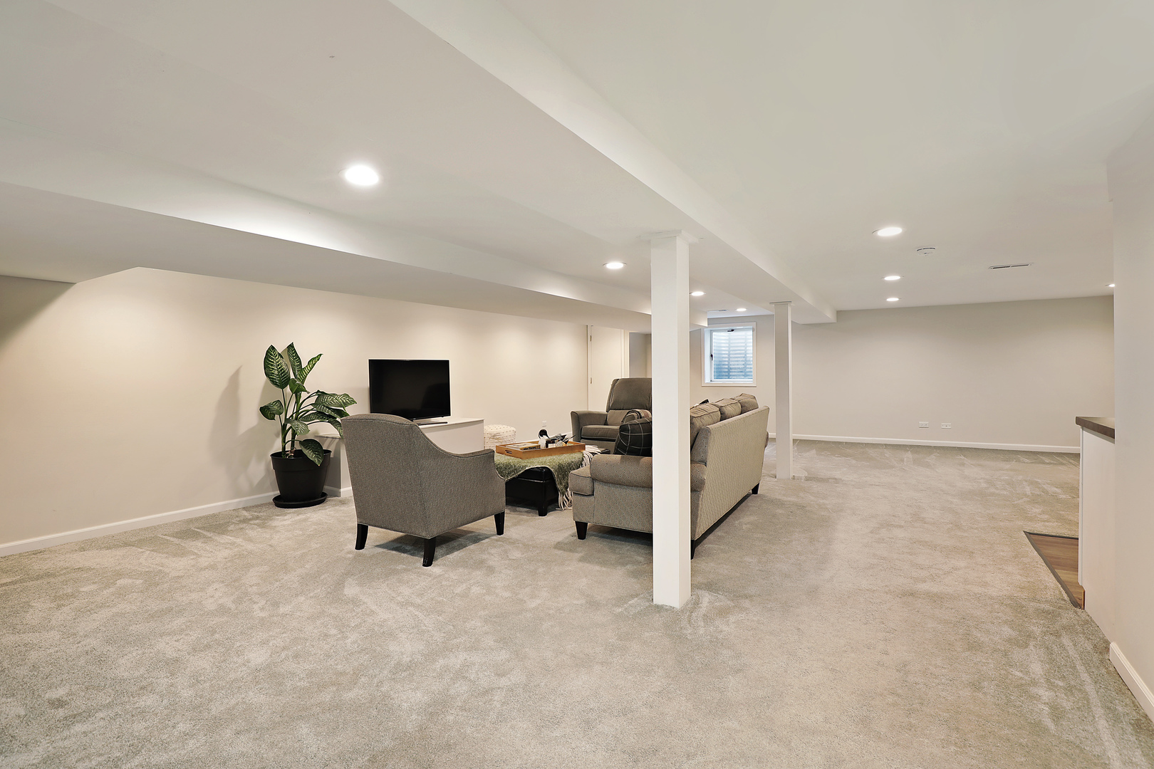 1444 Crowe Ave Deerfield, IL 60015