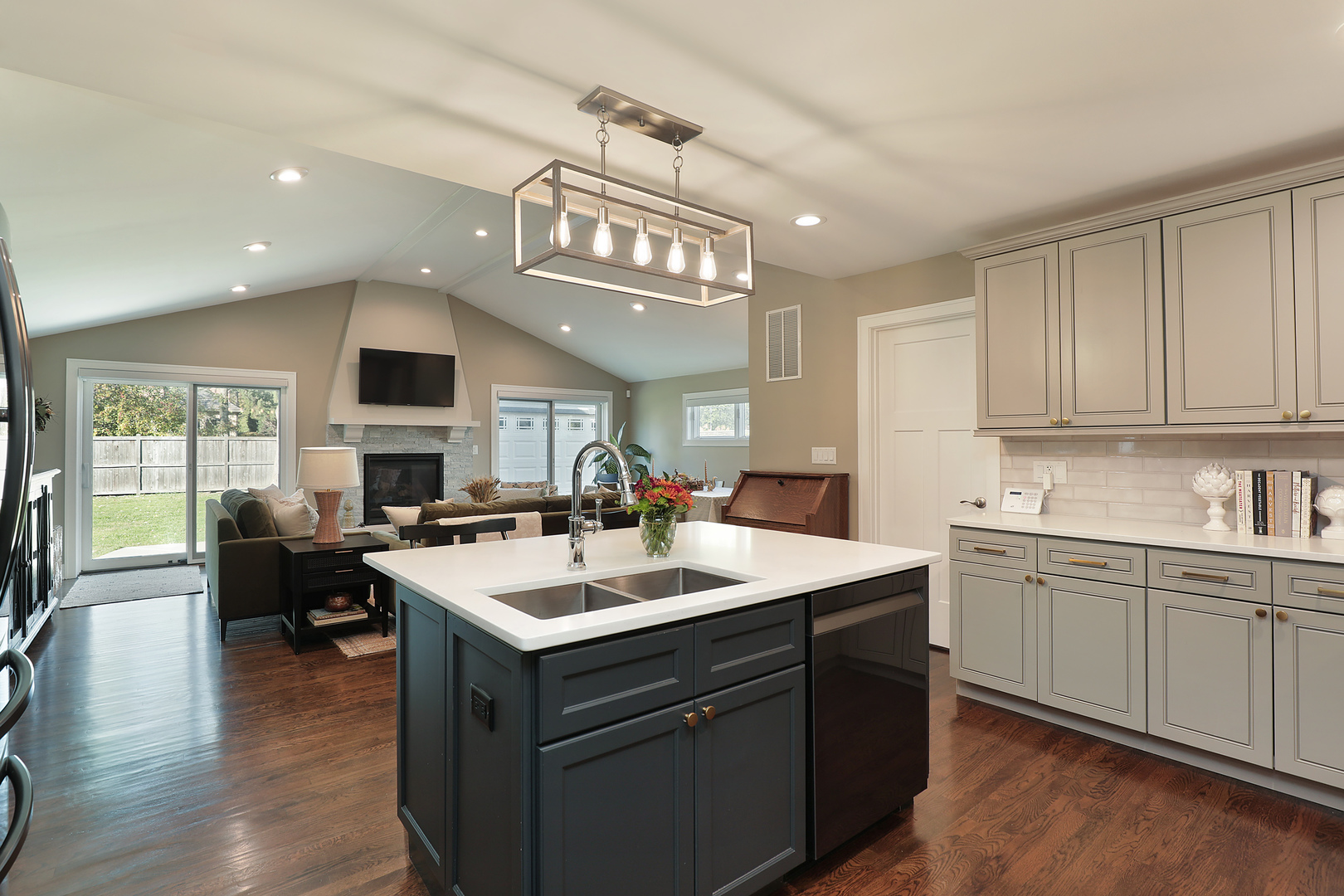 1444 Crowe Ave Deerfield, IL 60015