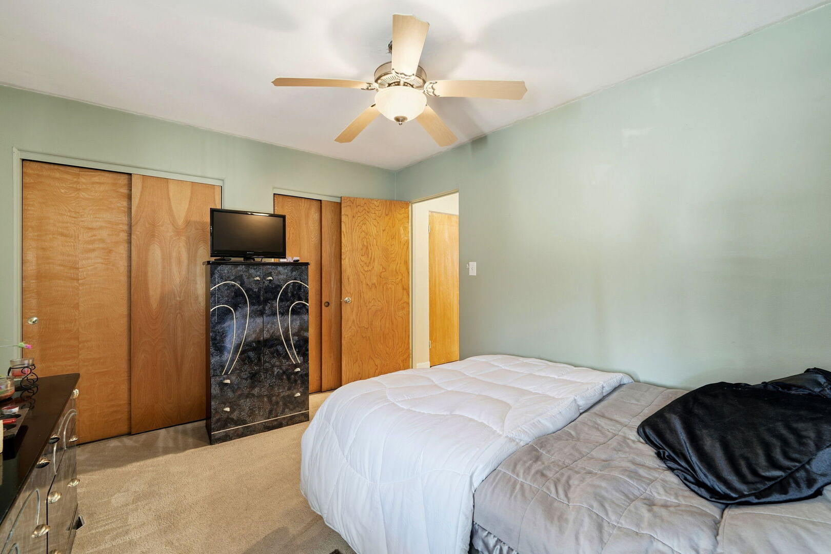 1609 Howard St #2 Evanston, IL 60202