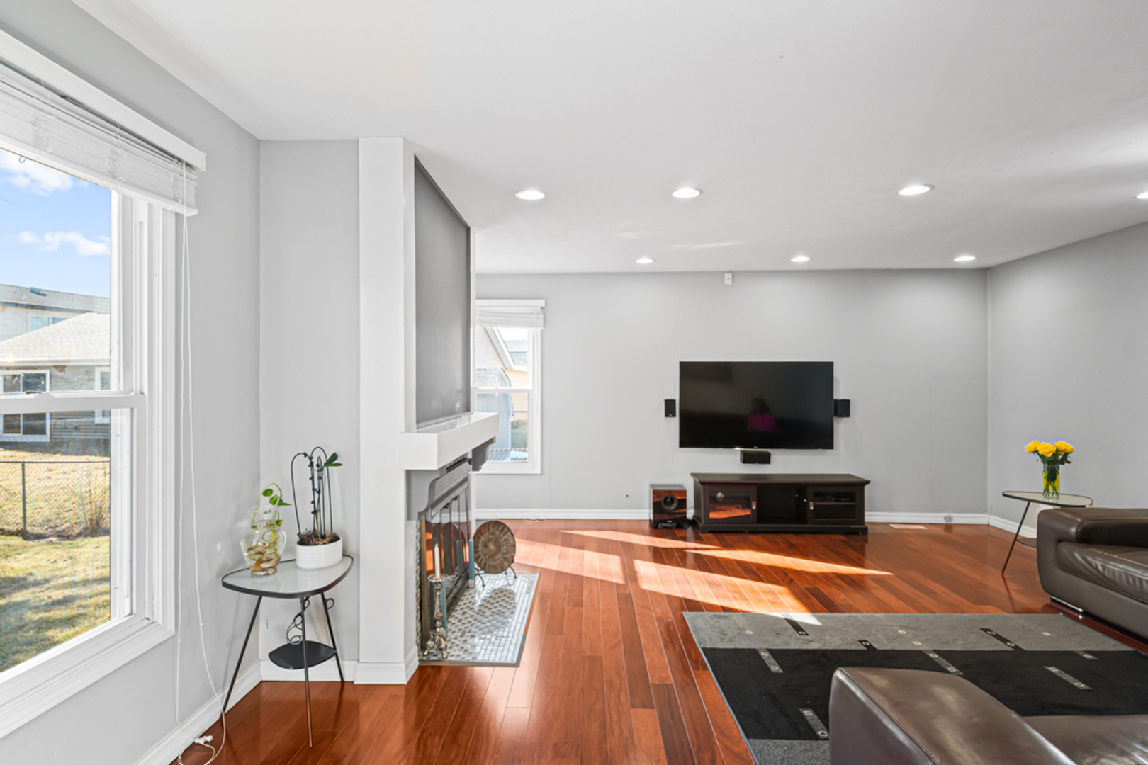 51 W Stevenson Dr Glendale Heights, IL 60139