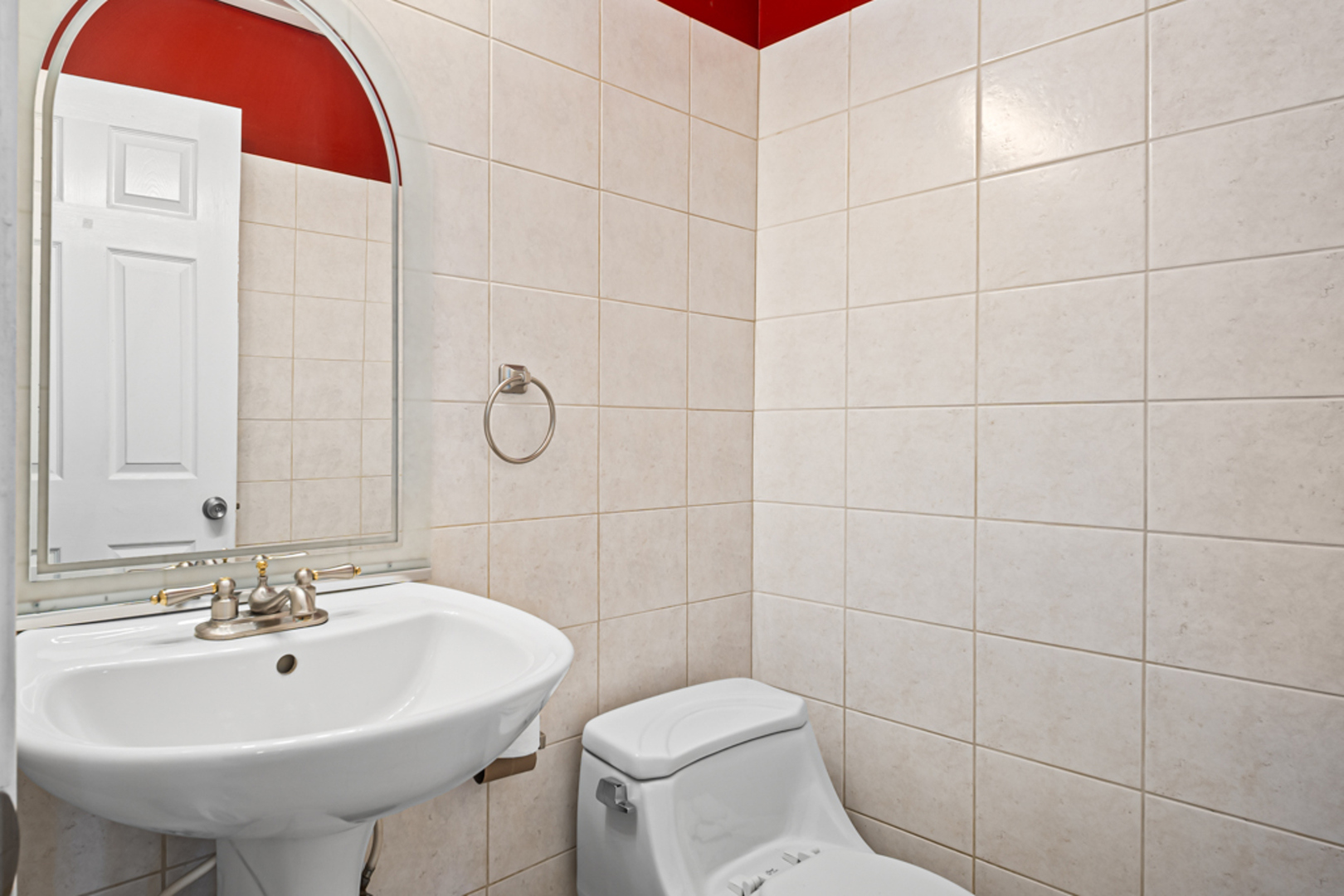 51 W Stevenson Dr Glendale Heights, IL 60139