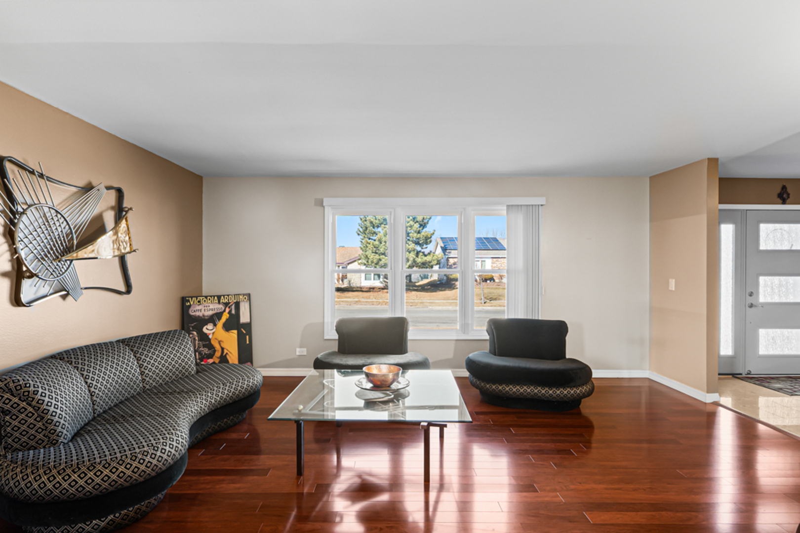 51 W Stevenson Dr Glendale Heights, IL 60139