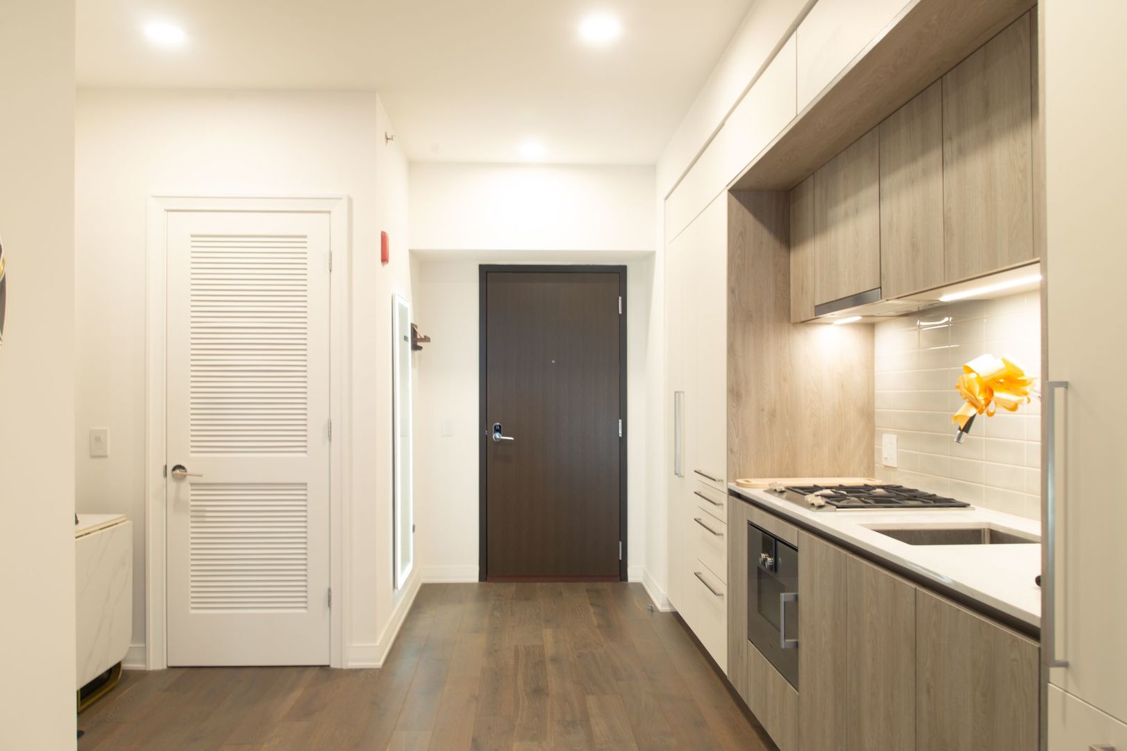 211 N Hbr Dr #1307 Chicago, IL 60601