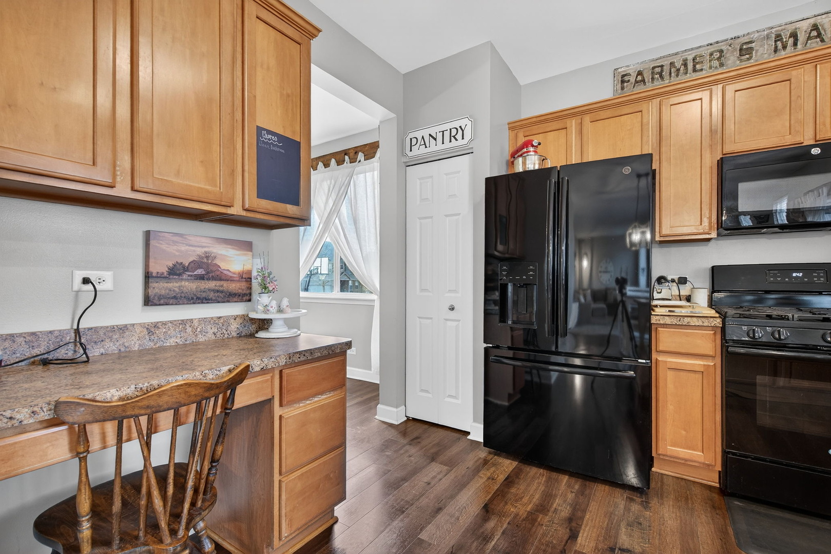 1815 Wild Rose Trl Joliet, IL 60431