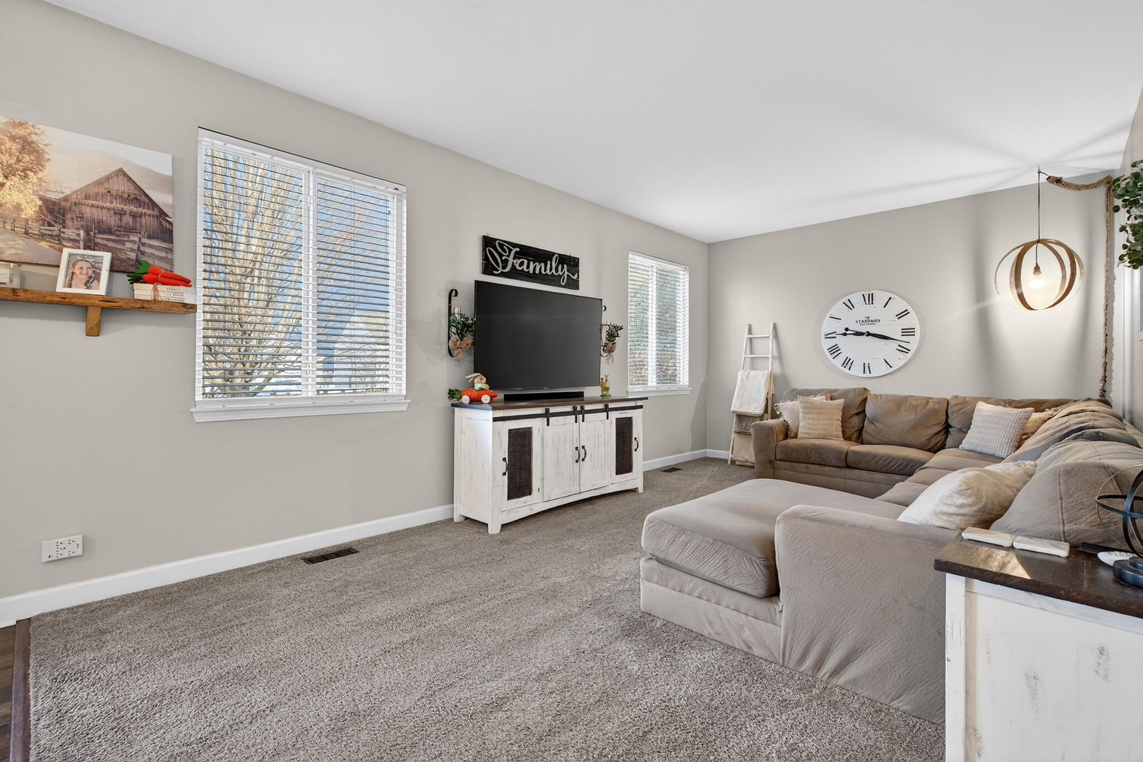 1815 Wild Rose Trl Joliet, IL 60431