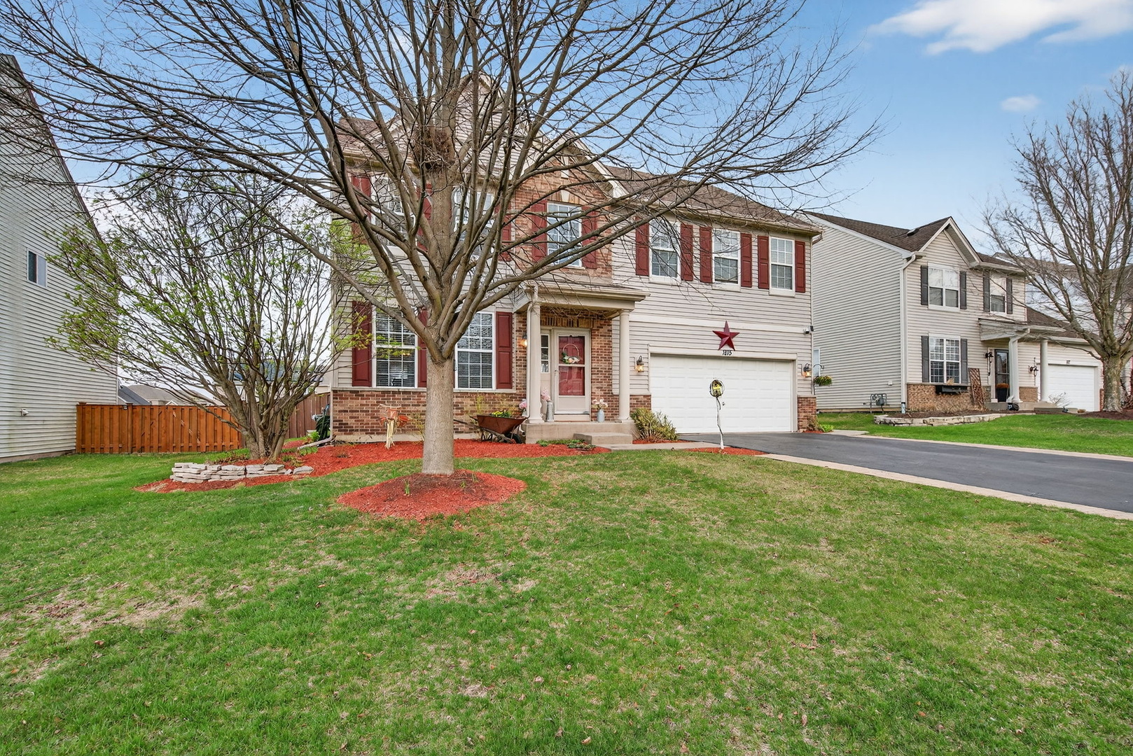 1815 Wild Rose Trl Joliet, IL 60431