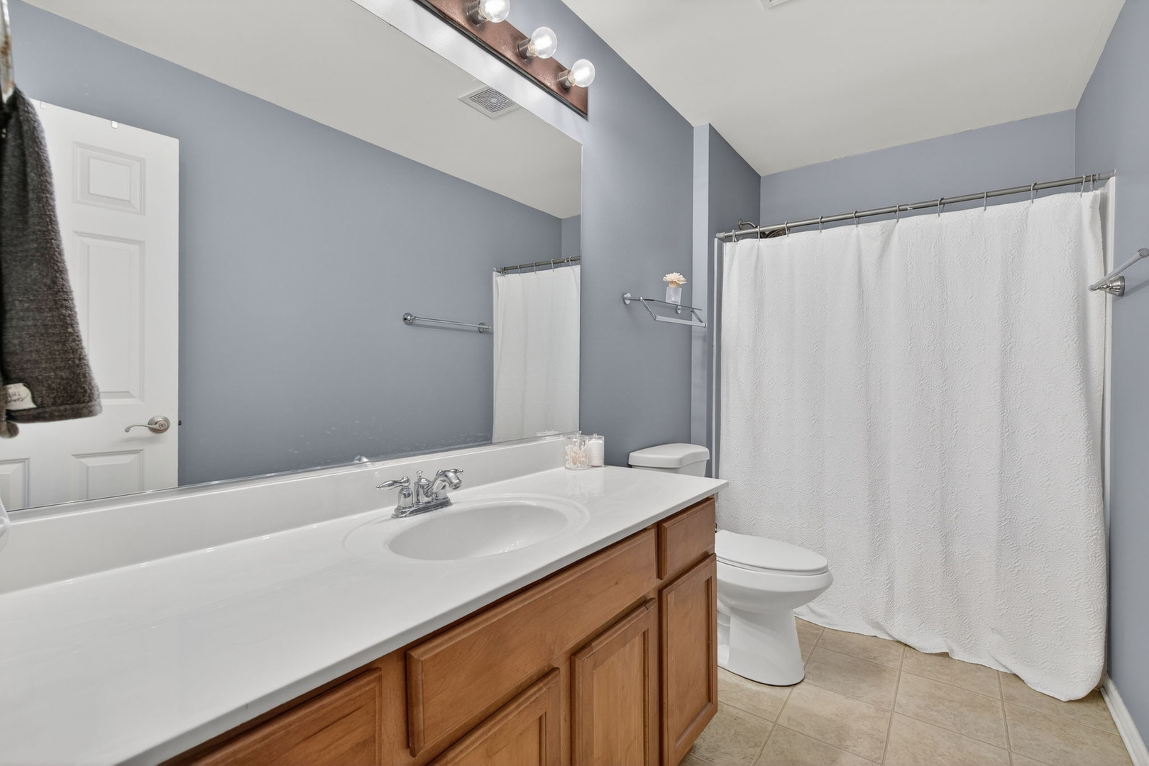 1815 Wild Rose Trl Joliet, IL 60431