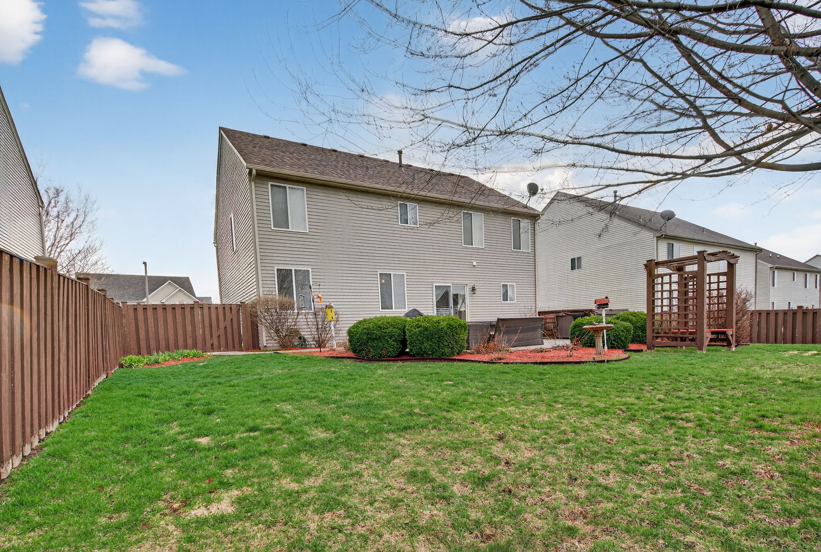 1815 Wild Rose Trl Joliet, IL 60431