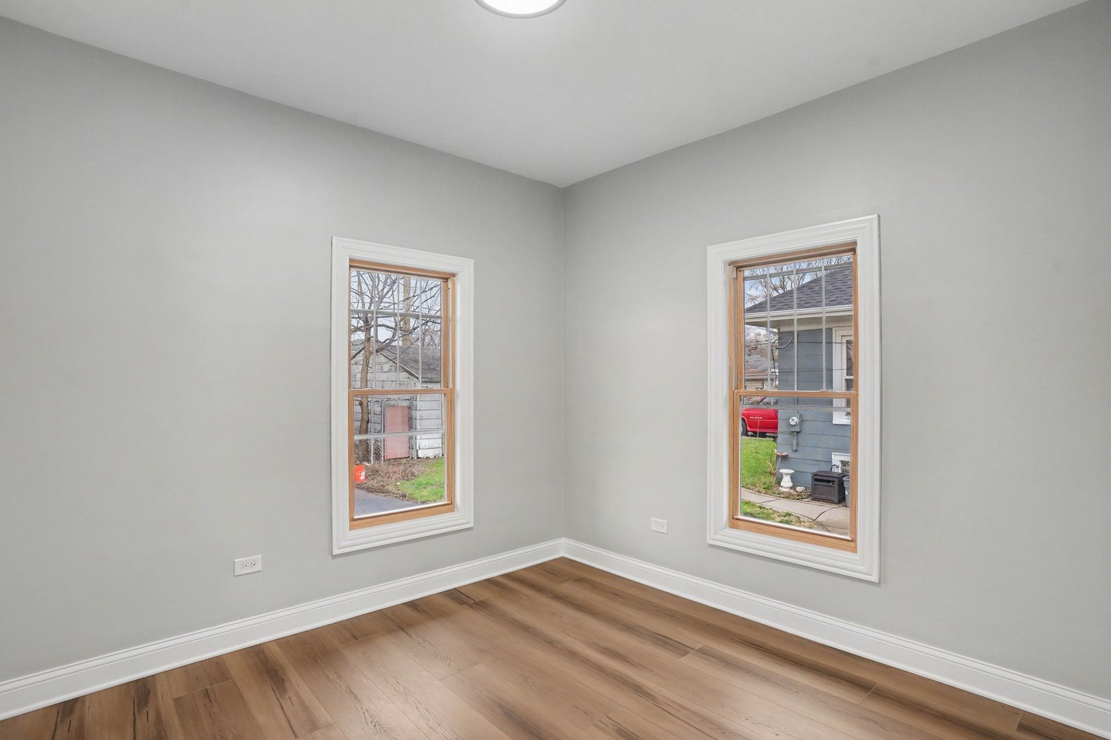 811 Kelly Ave Joliet, IL 60435