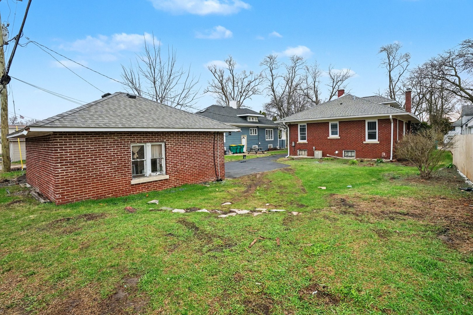 811 Kelly Ave Joliet, IL 60435