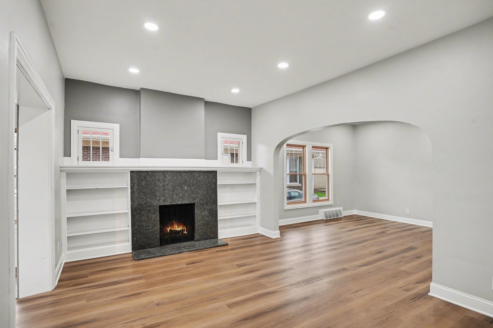 811 Kelly Ave Joliet, IL 60435