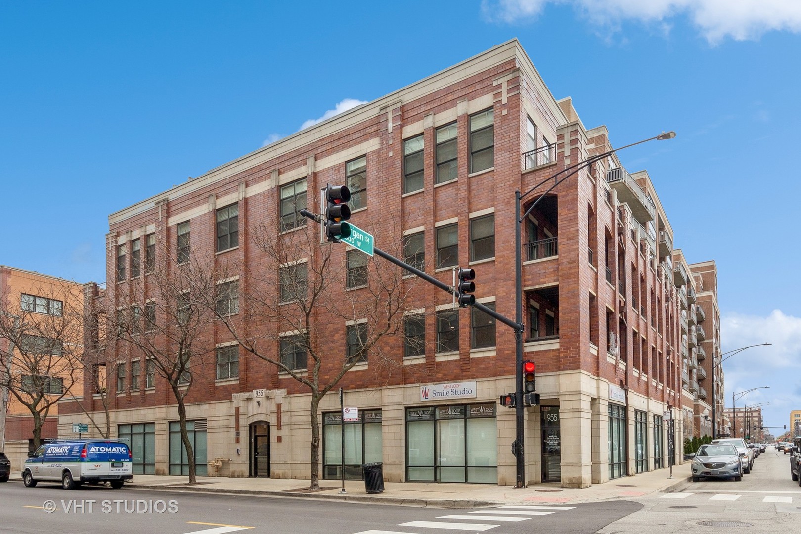 955 W Monroe St #2C