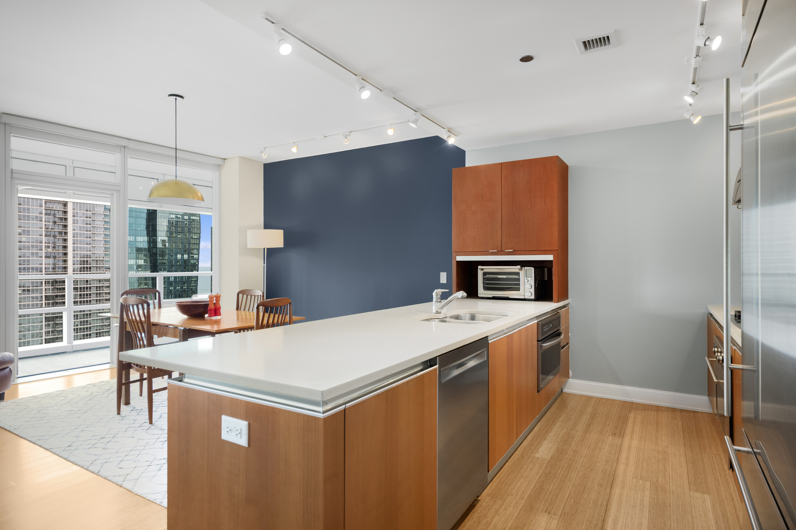 340 E RANDOLPH St #3304 Chicago, IL 60601