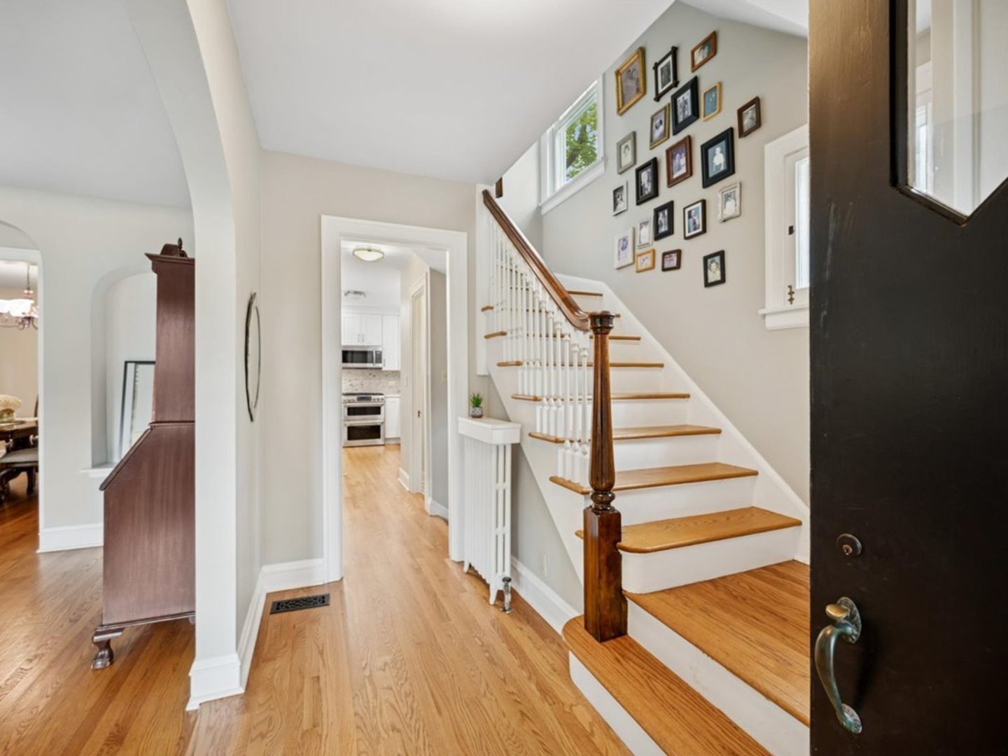 736 Central St Evanston, IL 60201