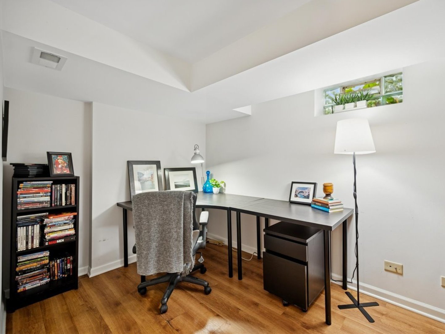 736 Central St Evanston, IL 60201