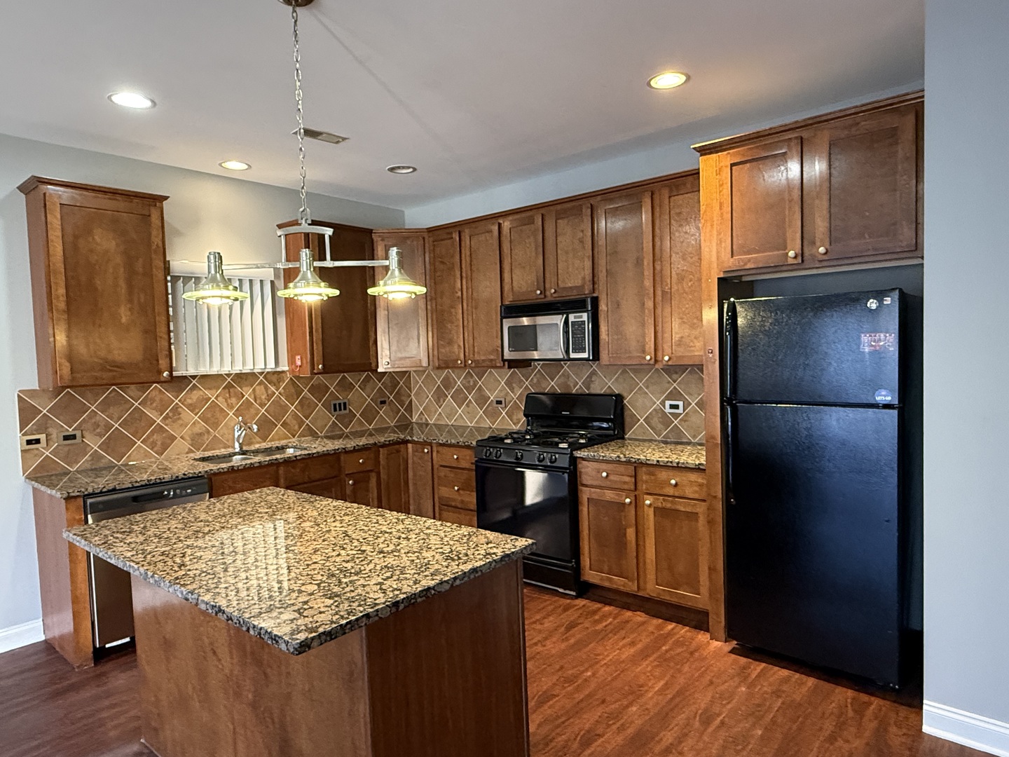 3126 N NARRAGANSETT Ave #1 Chicago, IL 60634