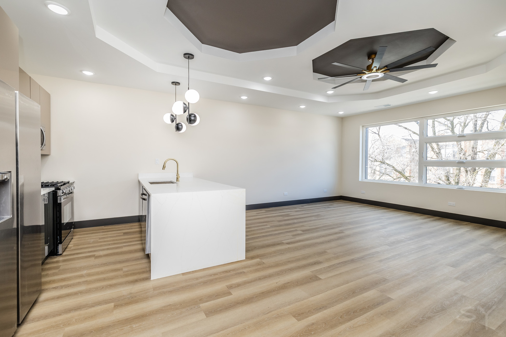 5643 S Prairie Ave #2 Chicago, IL 60637