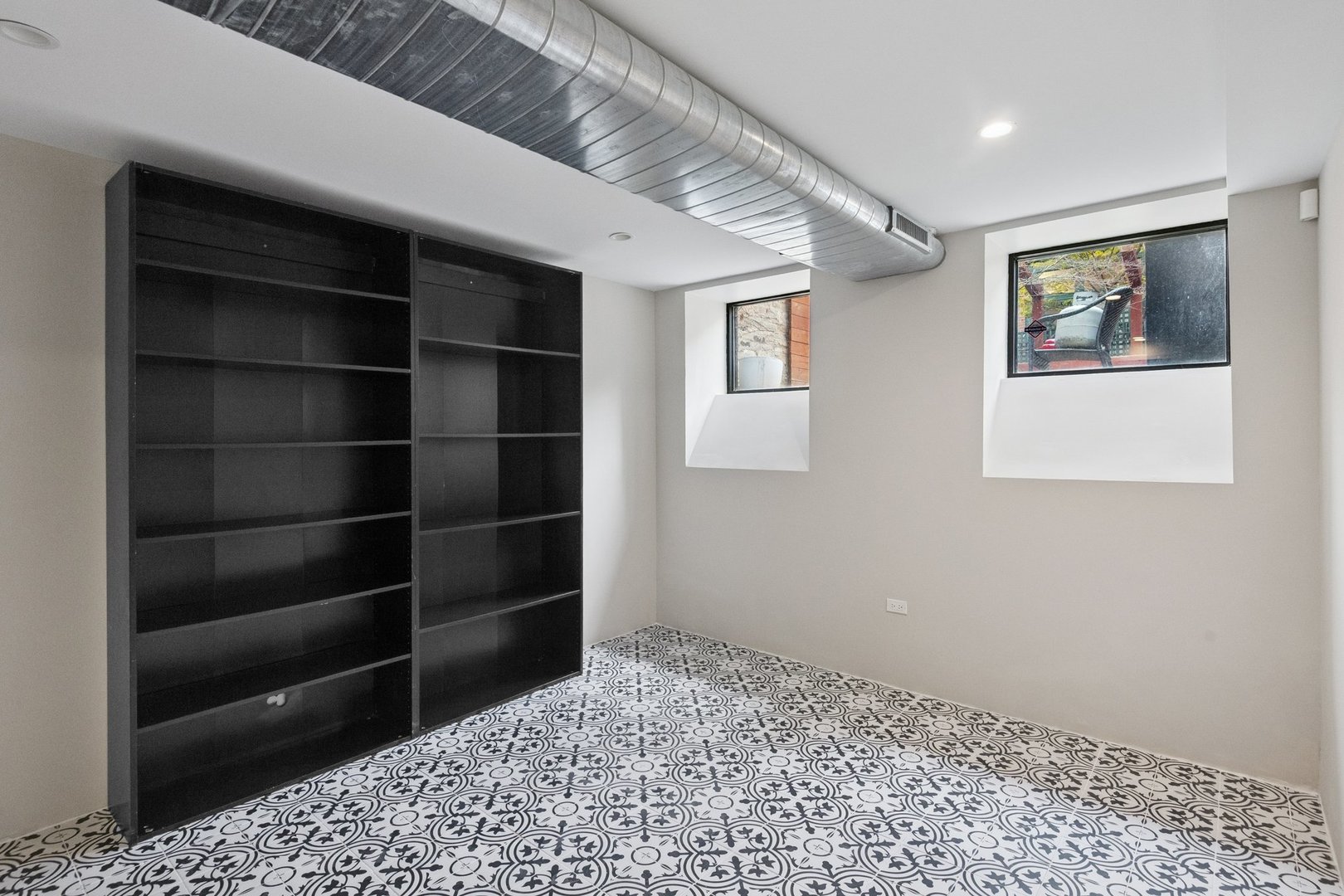 44 E Cedar St Chicago, IL 60611