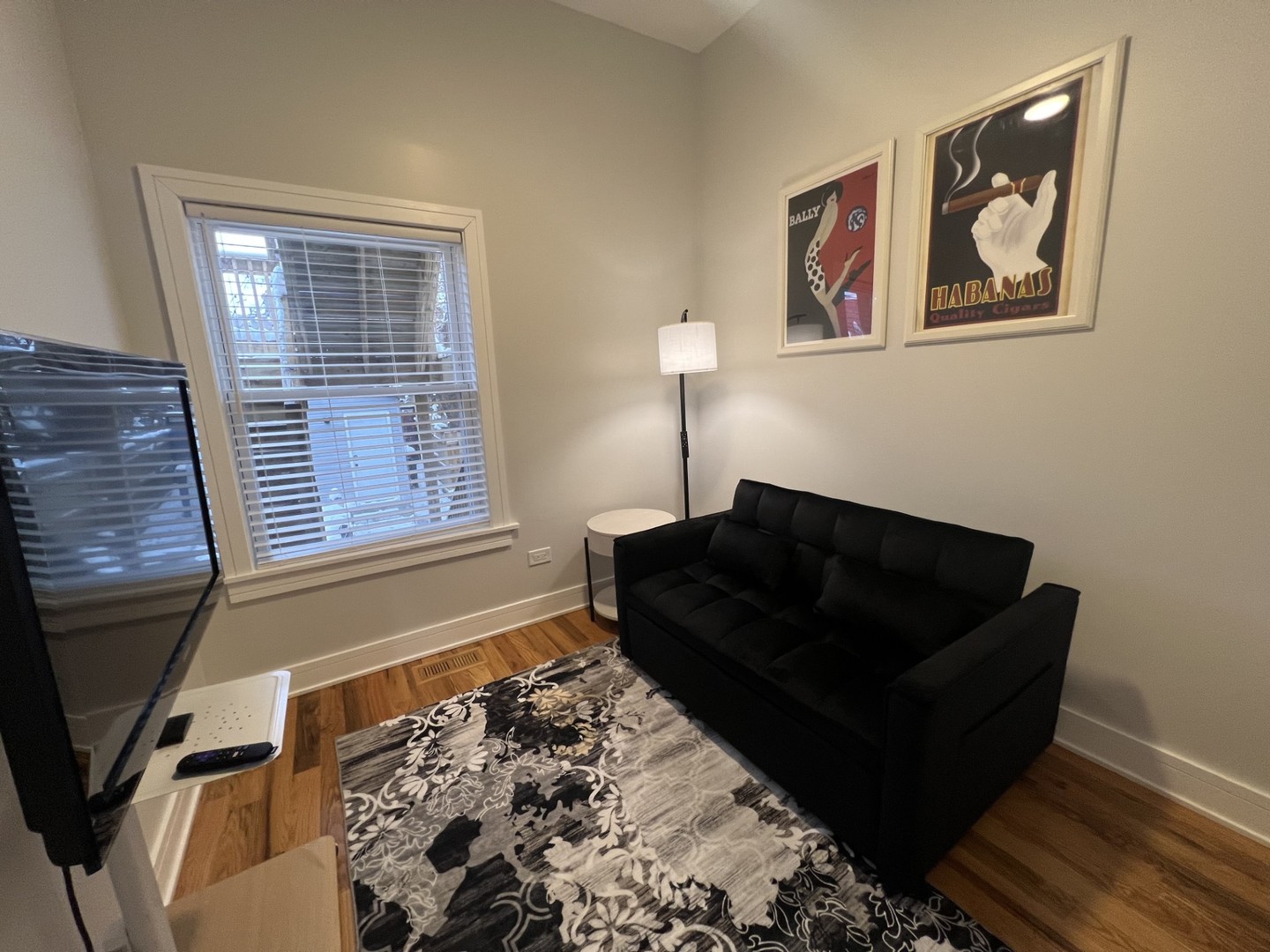 6613 S Langley Ave #1 Chicago, IL 60637