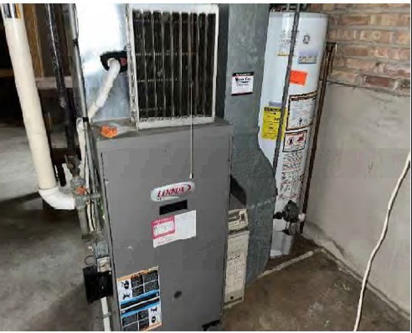 649 Escanaba Ave Calumet City, IL 60409